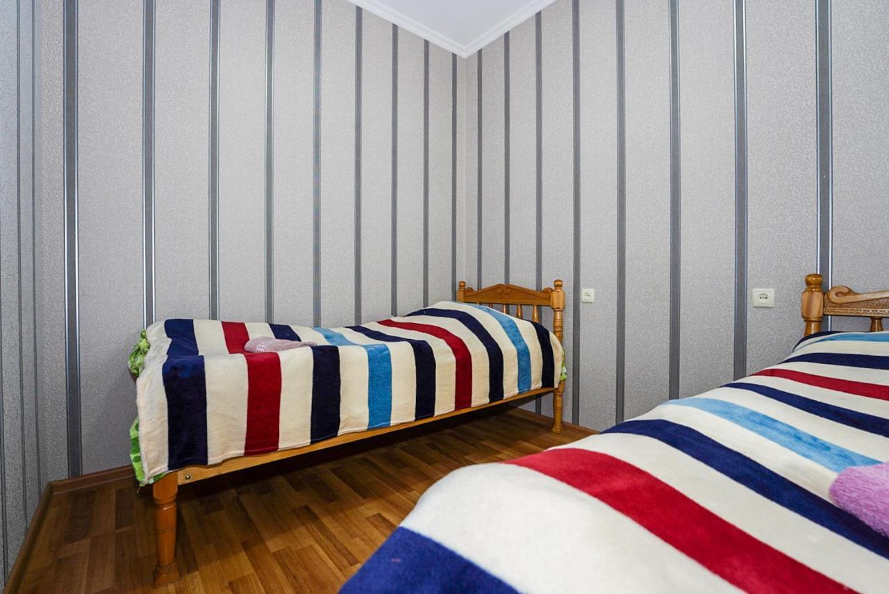 Bori'S Guesthouse Ушгули Екстериор снимка